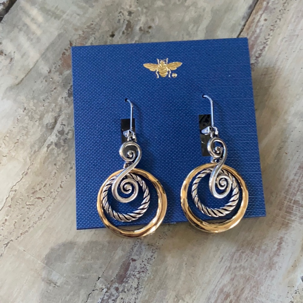 New pair of earrings.
